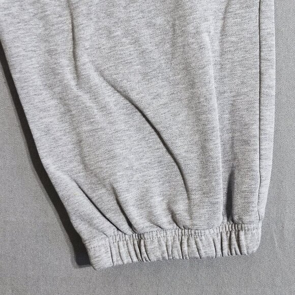 Adidas sweatpants / jogger women's size M grey colour ankle crop - Picture 9 of 15